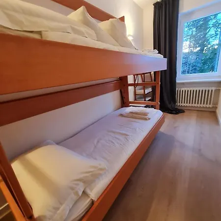 Dorf Charme Lägenhet *